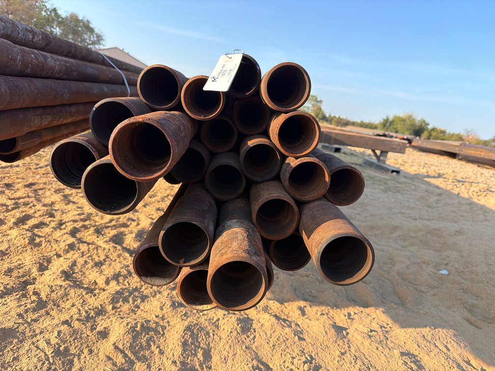 2.875" OD x .276" Wall Used Round Pipe - 28 pcs - 30' Lengths