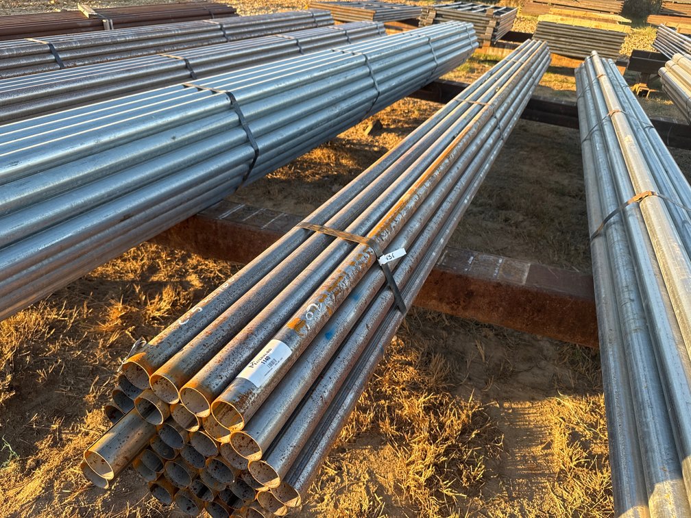 2.5" OD x .109" Wall Round Pipe - 37 pcs - 20' Lengths