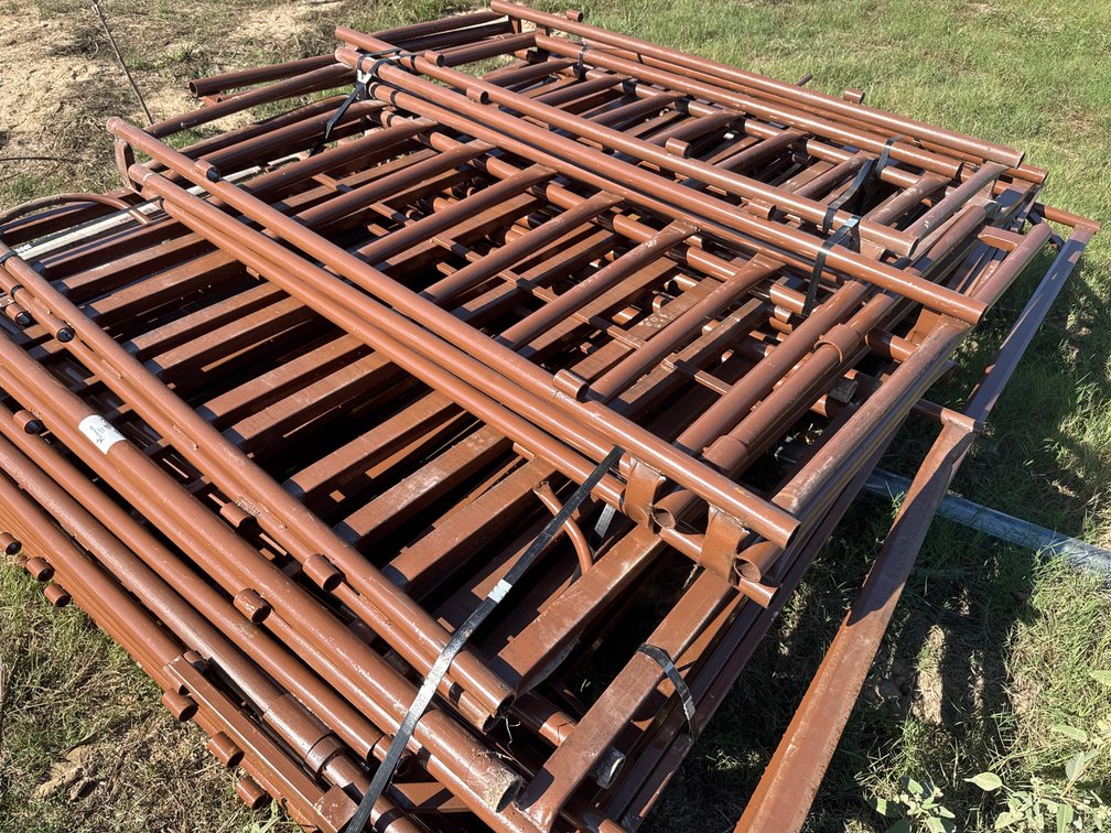 NEW 18x30 Cattle Working System - 1 Complete Kit