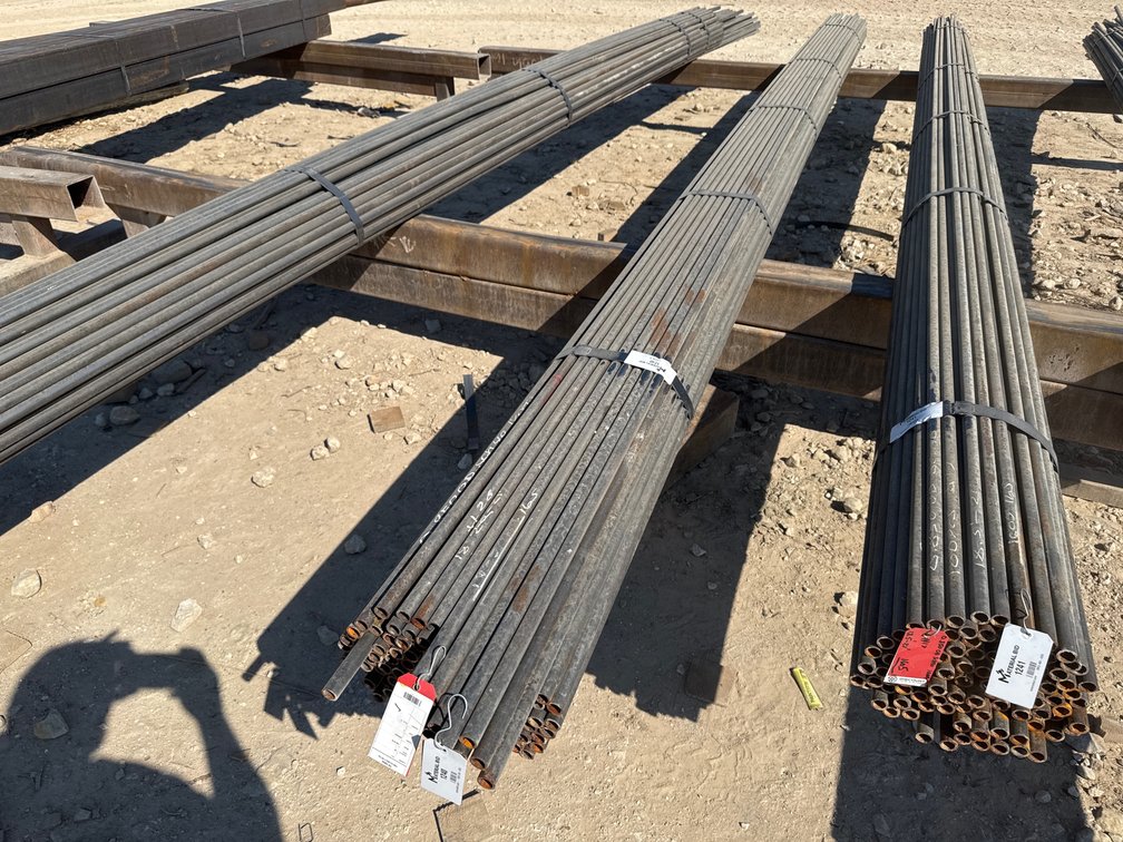 .85" OD x .109" Wall Round Pipe - 100 pcs - Mixed 18'-21' Lengths