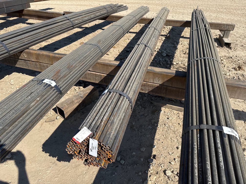 .85" OD x .109" Wall Round Pipe - 100 pcs - Mixed 18'6"-21' Lengths
