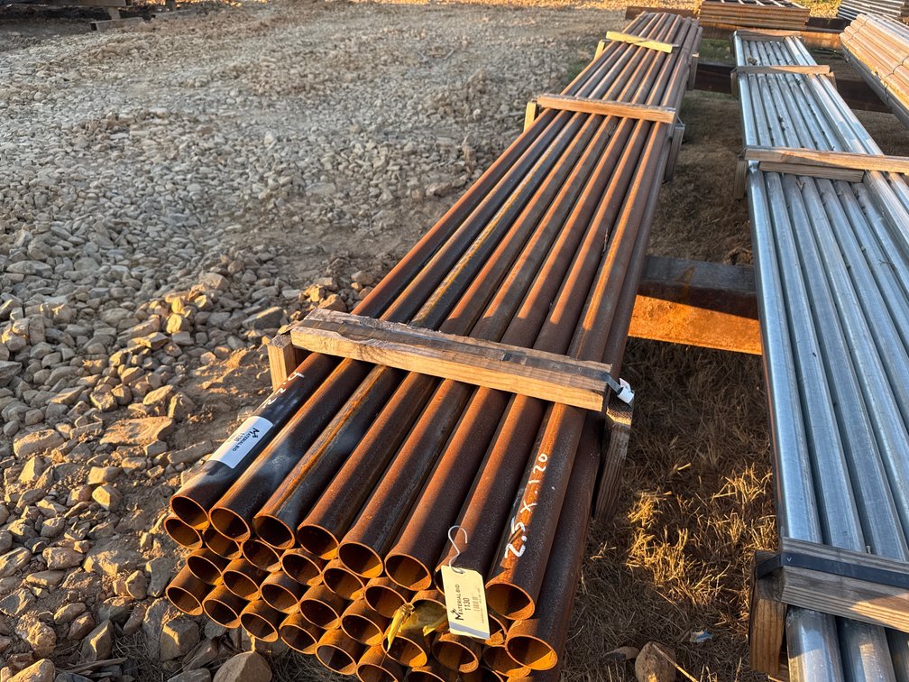 2.5" OD x .120" Wall Round Pipe - 34 pcs - 22'4" Lengths