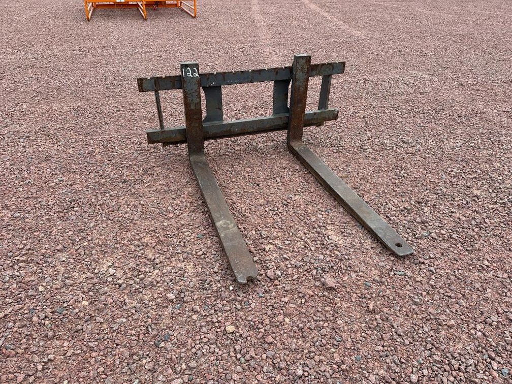 Lot 122