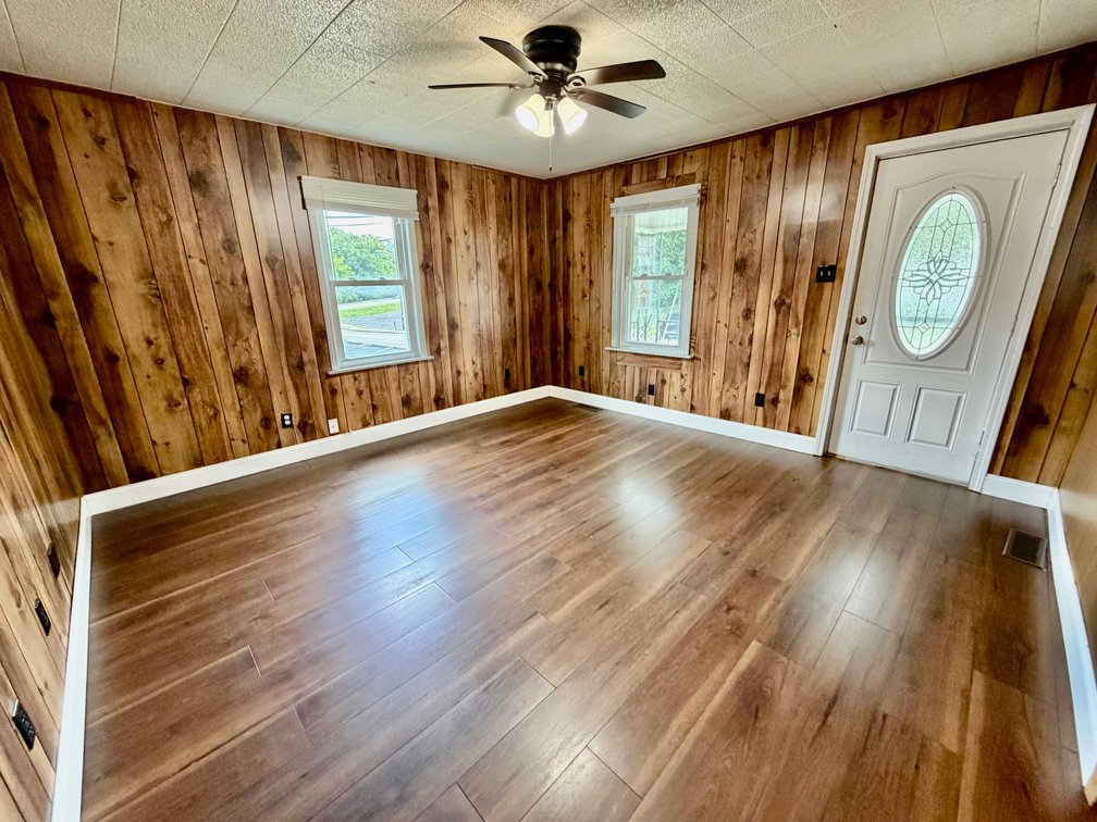 Image for ABSOLUTE ONLINE-ONLY AUCTION HOUSE & LOT | 109 LANGDON ST., SOMERSET, KY