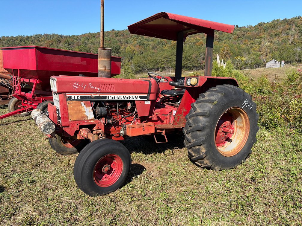 International 684 Tractor