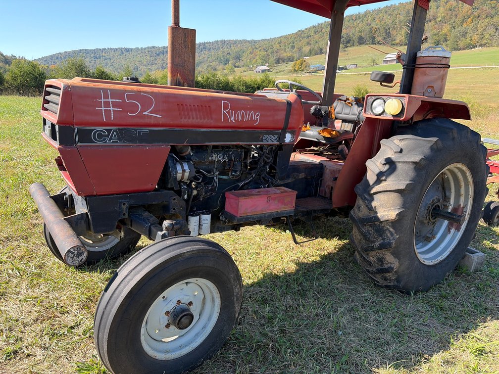 Case 585 Tractor