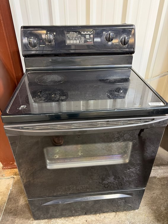 Whirlpool range