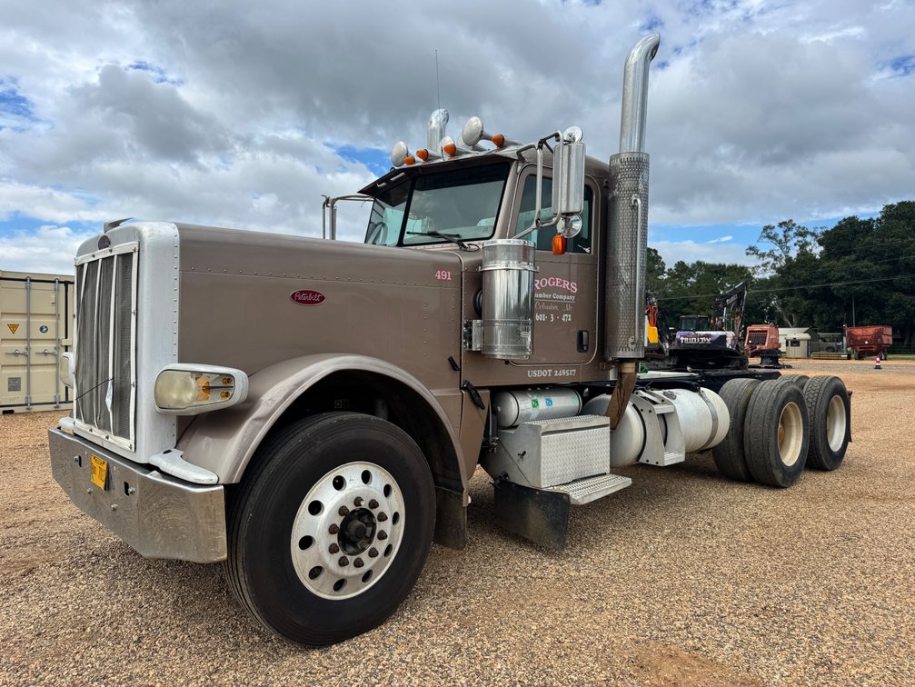 2009 389 Peterbilt