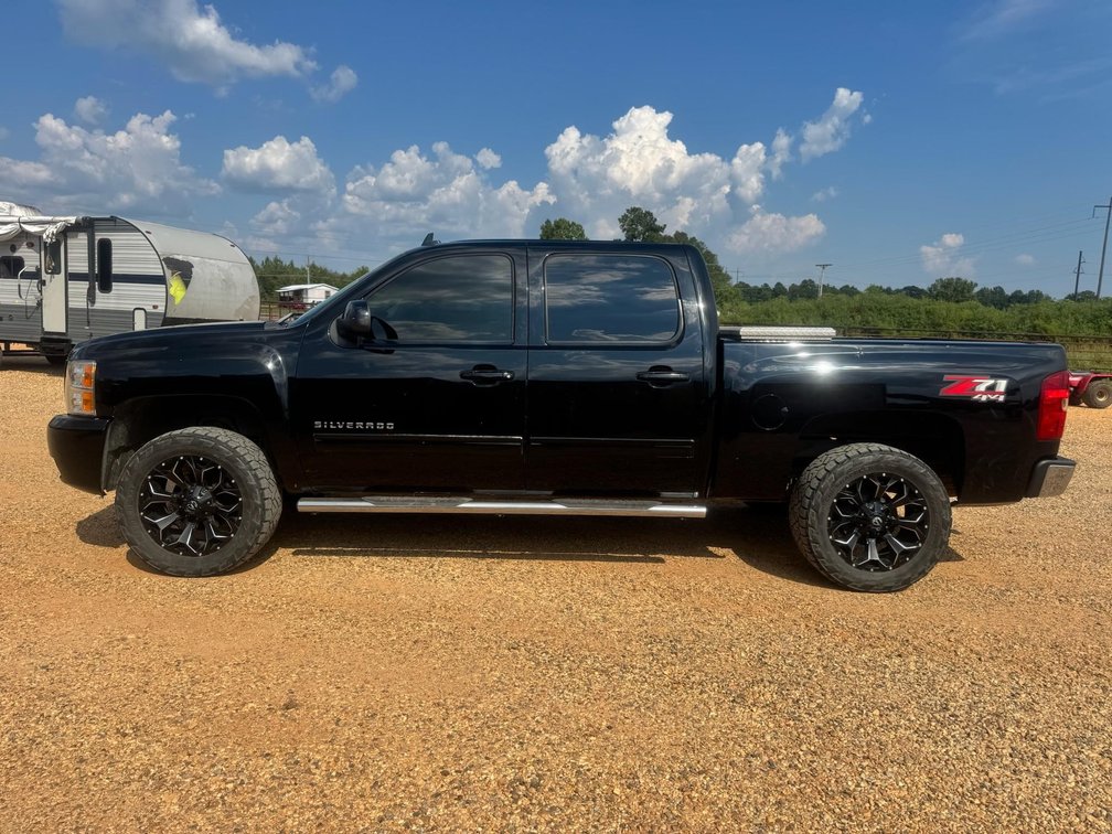2011 Chevrolet Silverado Pickup Truck