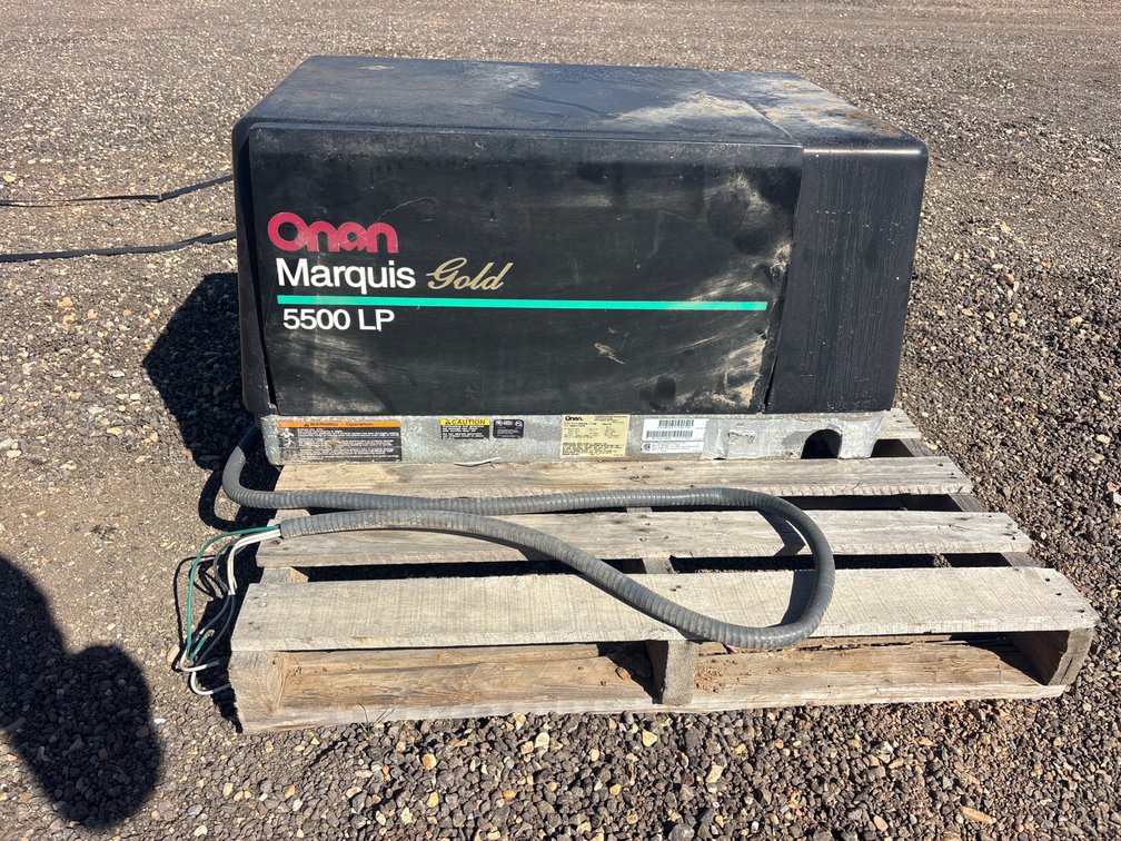 Cummins Onan Marquis Gold 5500 LP Generator