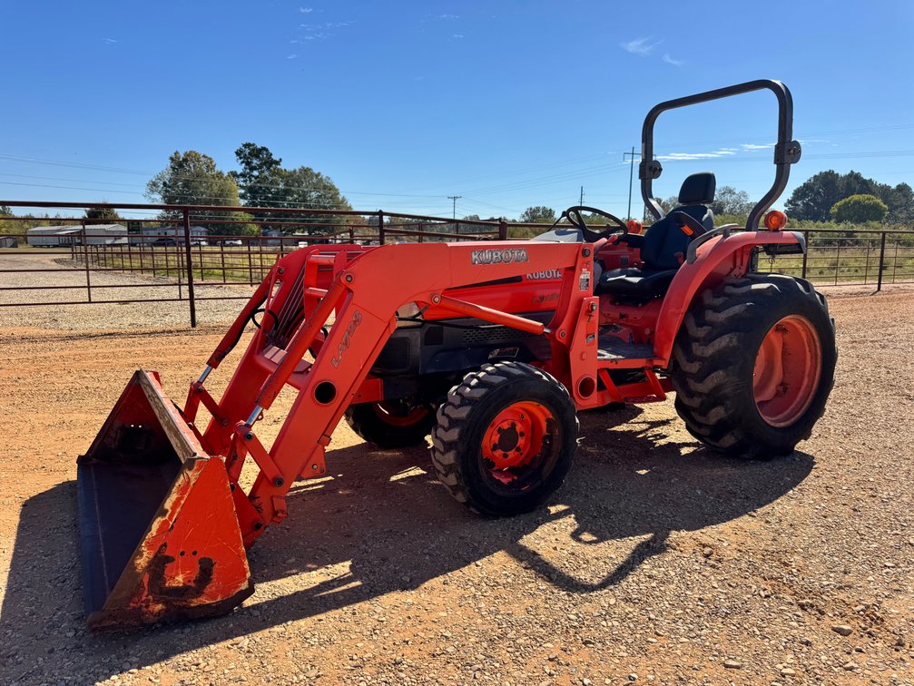 Kubota L3130