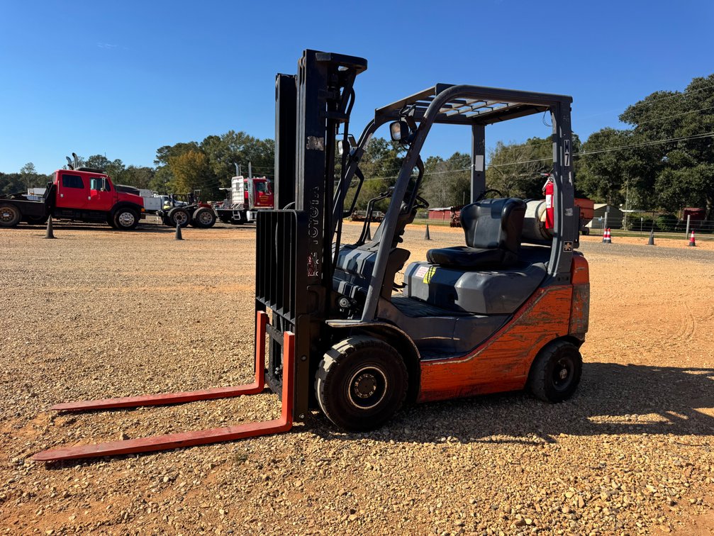 Toyota 8FGU15 Fork Lift