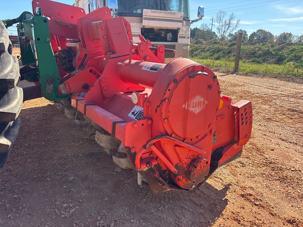 Kuhn EL201 10’ Tiller
