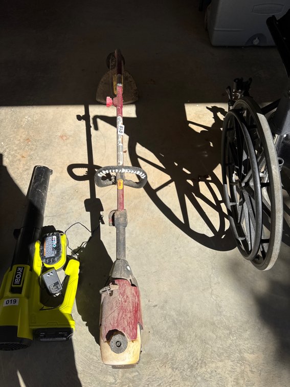 Poulan ProLink PPB 150E weed trimmer