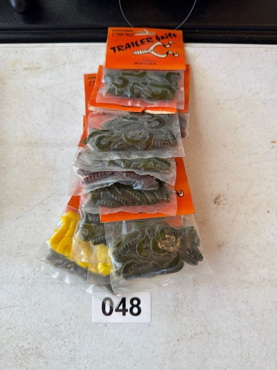 Trailer Baits 2” twin tails