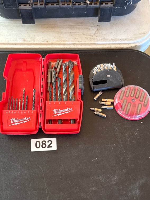 Milwaukee drill bits