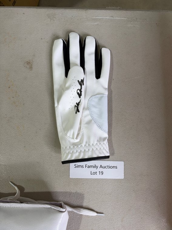 John Daly auto golf glove
