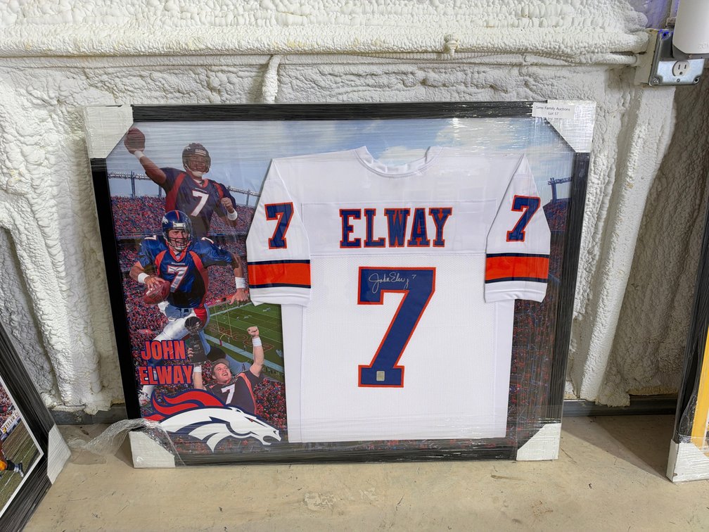 Scenic framed John Elway auto jersey-Broncos