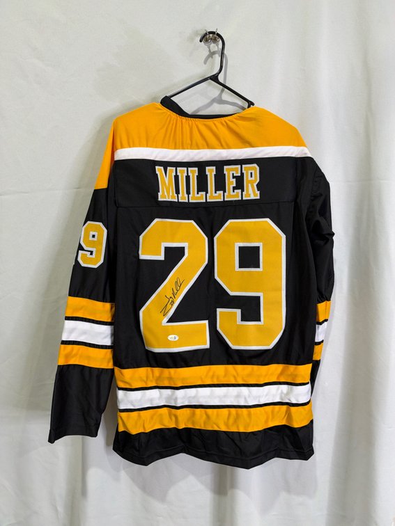 Jay Miller auto jersey