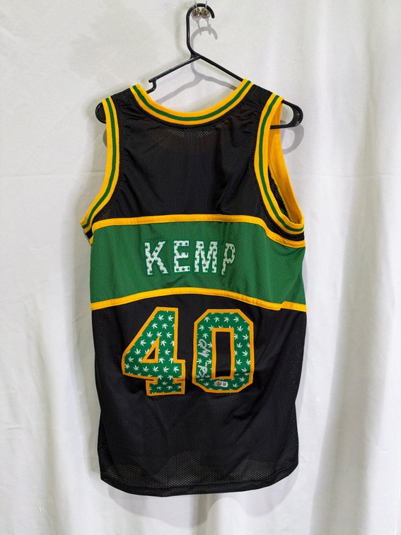 Shawn Kemp auto jersey