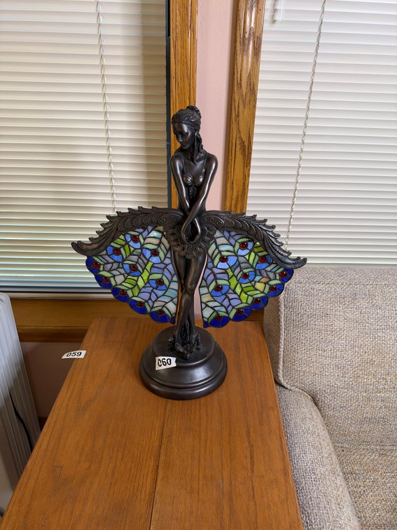 Heavy table lamp with Tiffany style shade