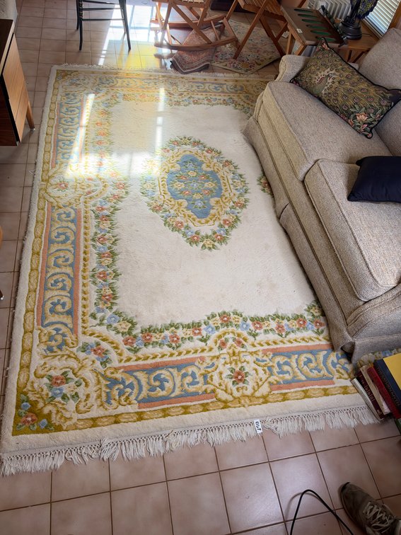 Area rug
