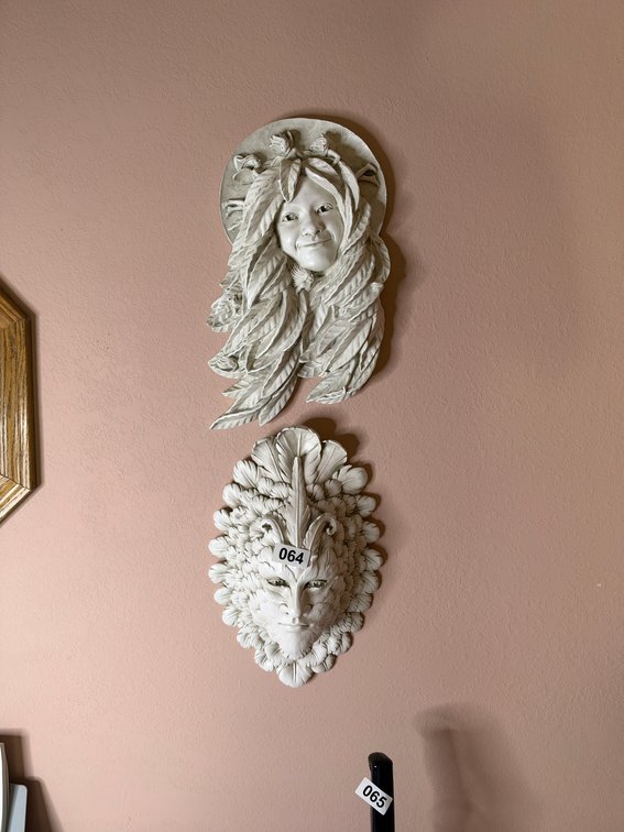 Two matching pieces wall decor