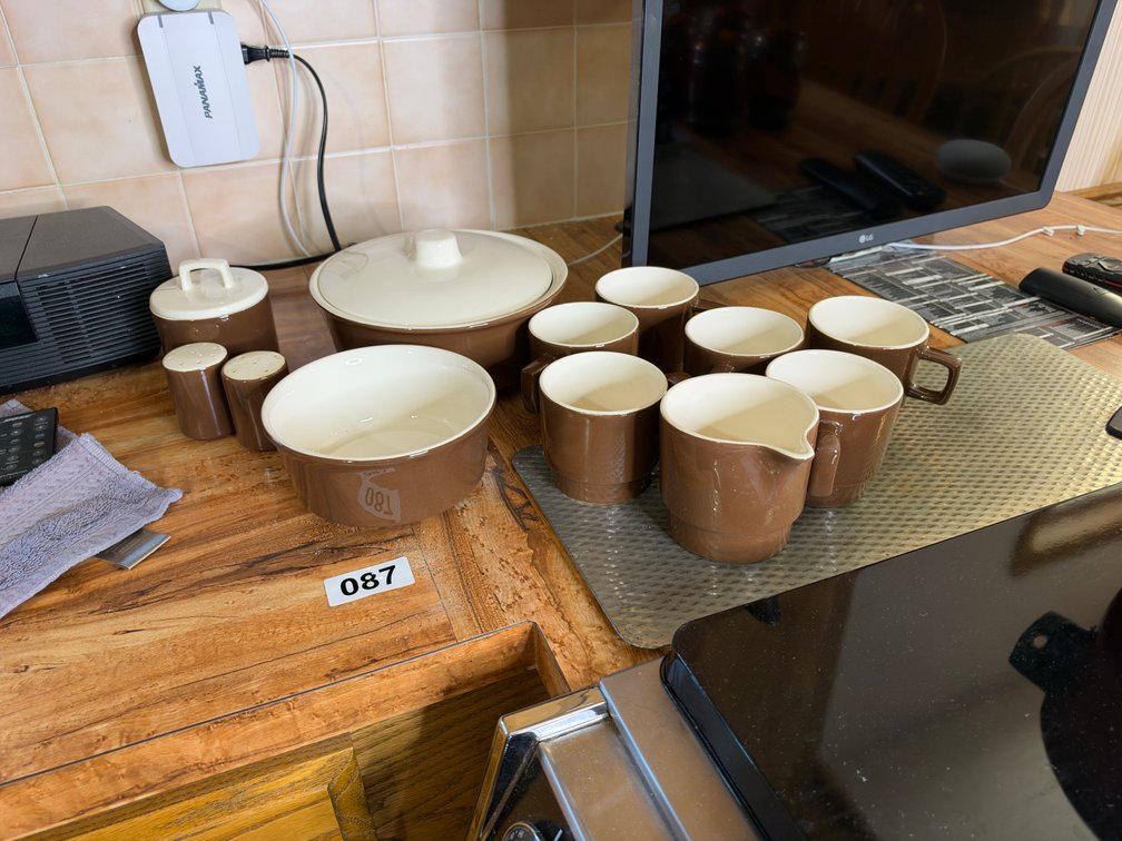 12 piece brown glassware set
