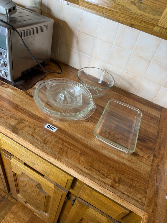 3 Pyrex and 2 misc dishes