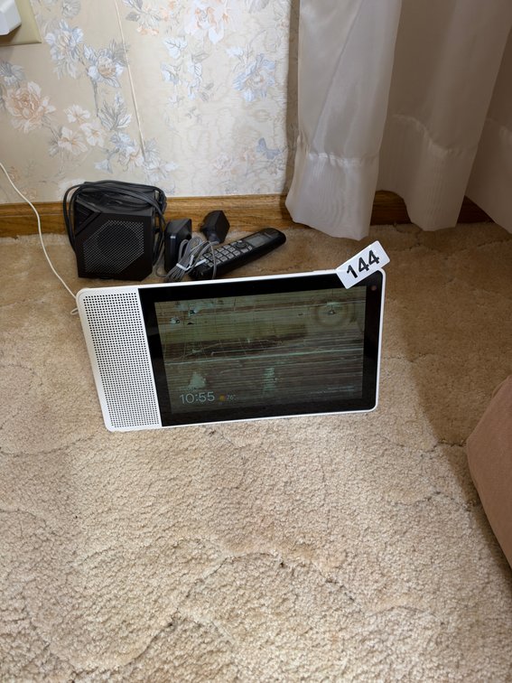 Lenovo smart display and misc electronics