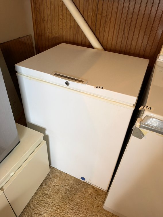 Frigidaire chest freezer