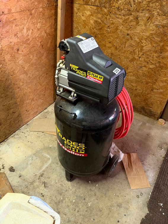 Alltrade 27 gallon air compressor