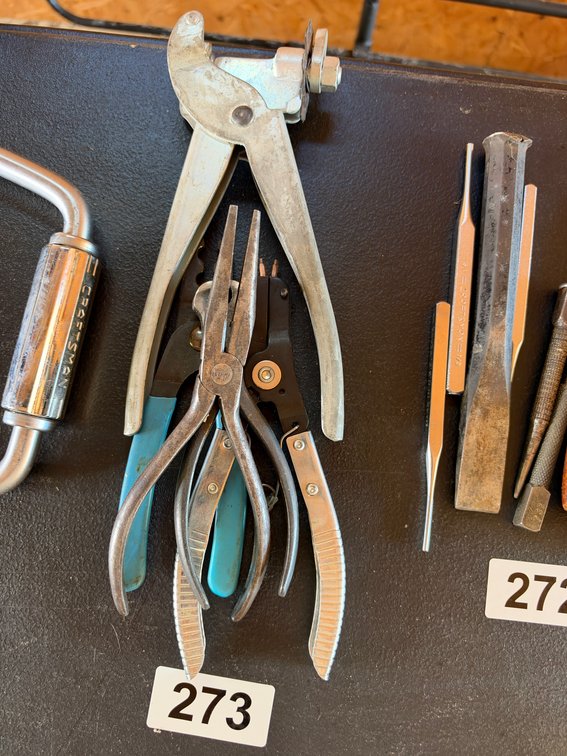 Miscellaneous pliers