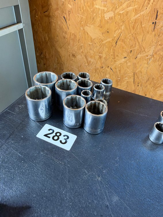 Craftsman 12 piece standard sockets