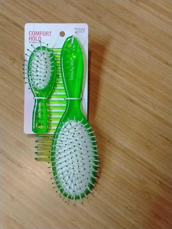 Green Comfort Hold Brush Set