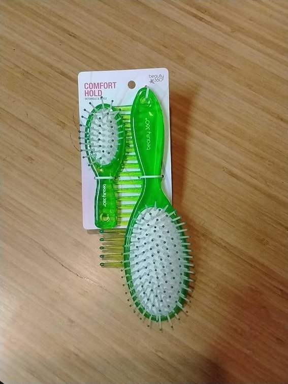 Green Comfort Hold Brush Set