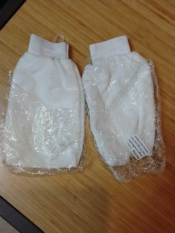 Lot of 2 White Grooming Mits