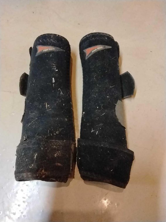 Used Black Fast Back Hind Boots