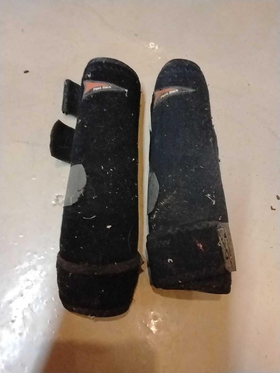 Used Fast Back Black Hind Boots