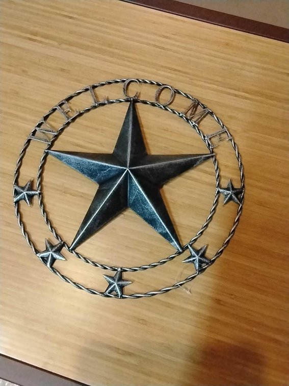 12" Round Metal Welcome Star