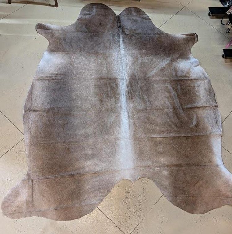 Warm Champagne Cowhide Rug - Titan