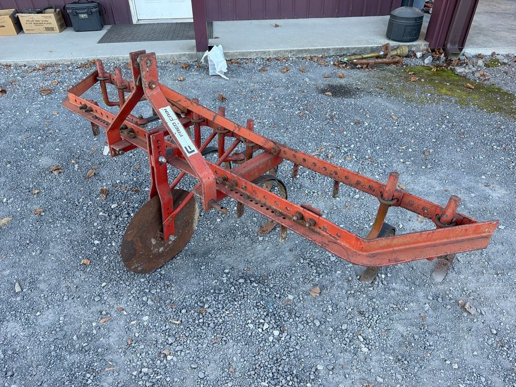 FRED CAIN 3PT CULTIVATOR