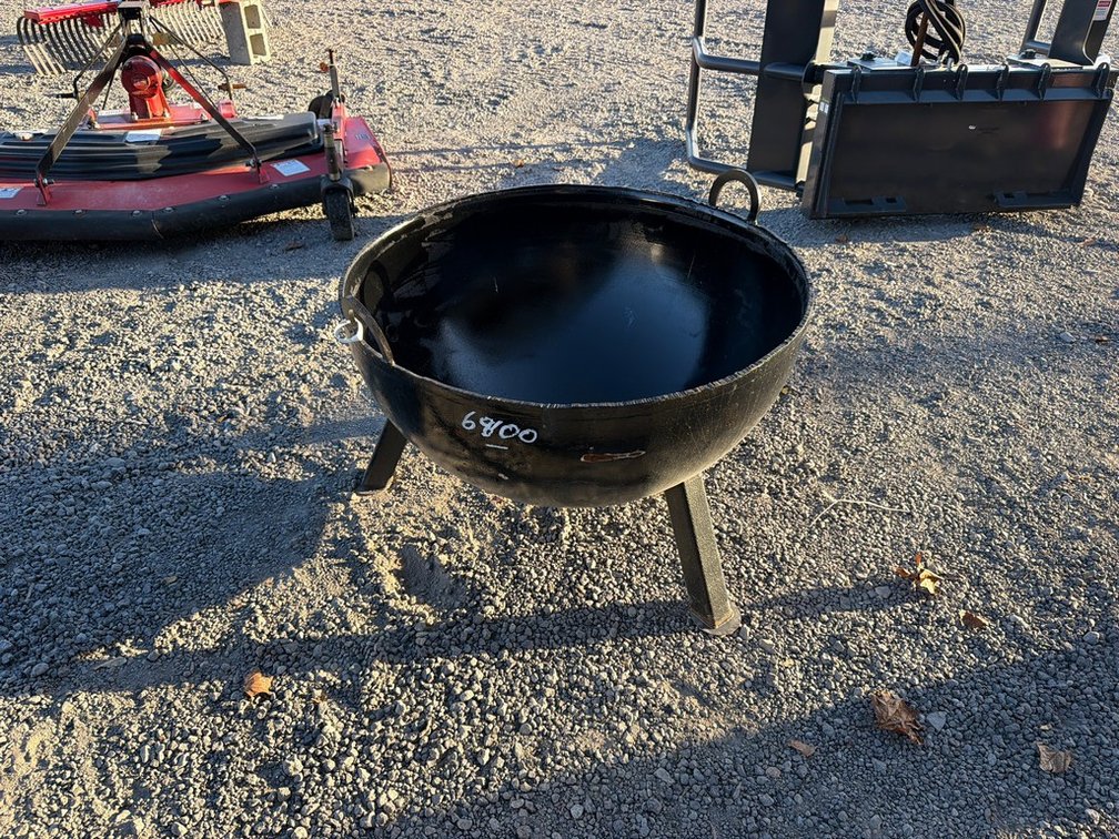 STEEL FIRE PIT