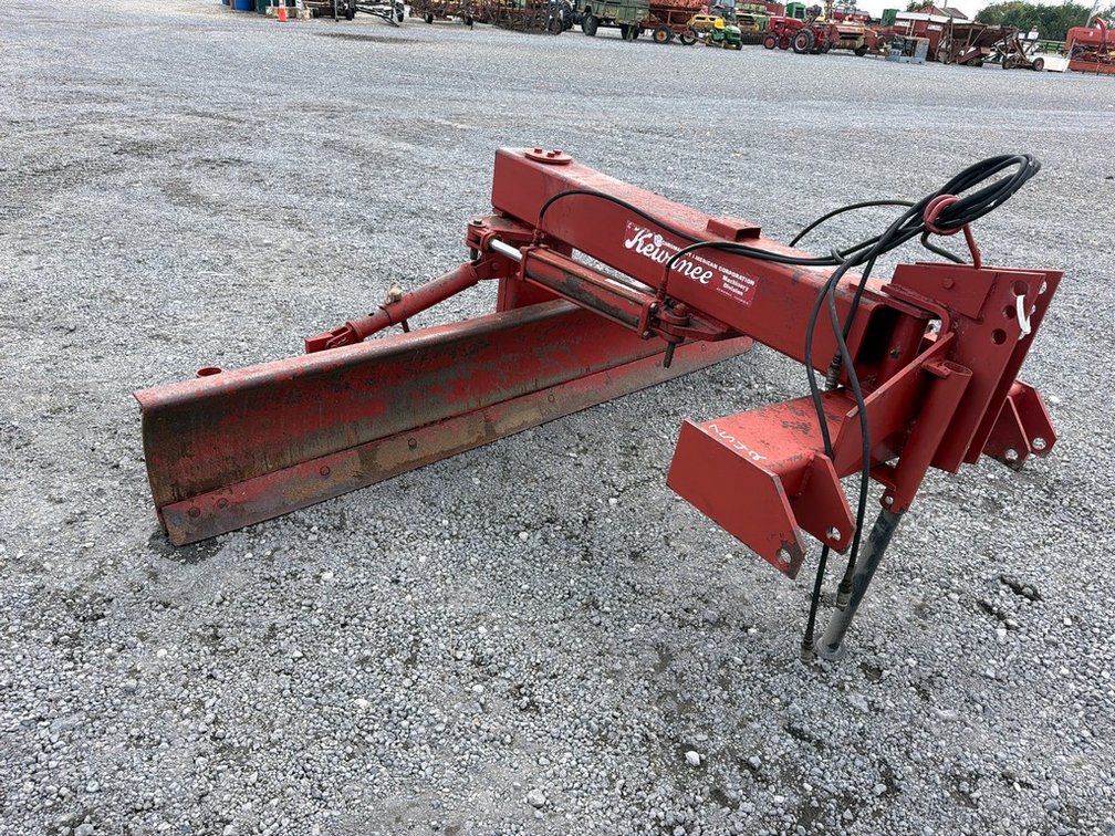 KEWANEE 9' HYD GRADER BLADE