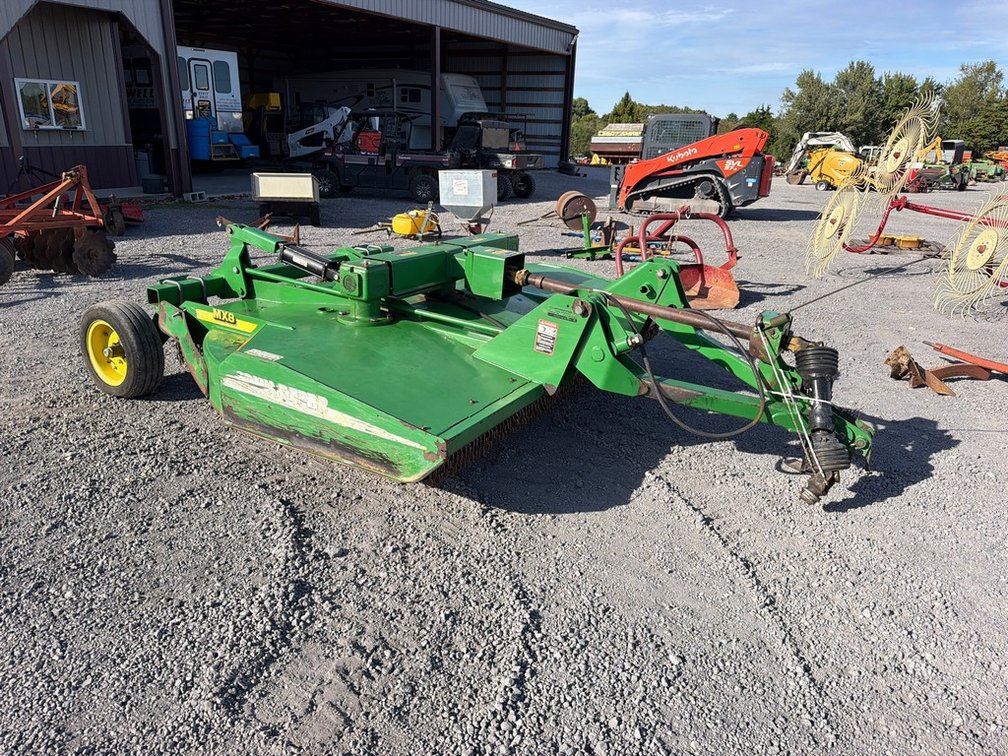 JOHN DEERE MX8 BUSHHOG
