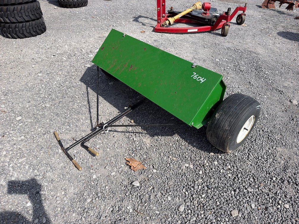 GANDY 4' LAWN SEEDER