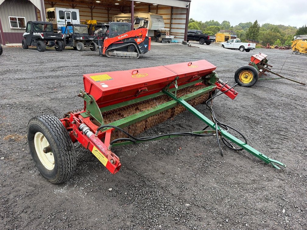 BRILLION 10' SURE STAND SEEDER
