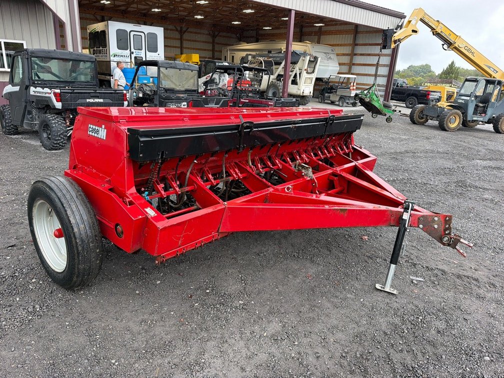 12' CASE 5100 SEED DRILL