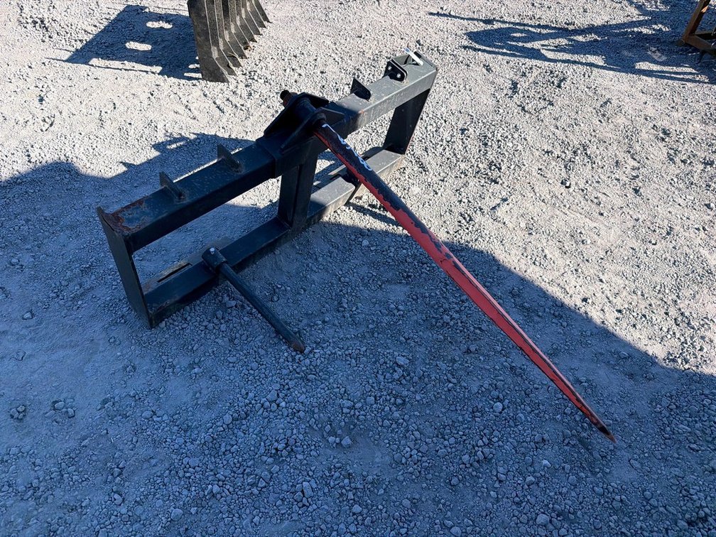 SKIDSTEER BALE SPEAR