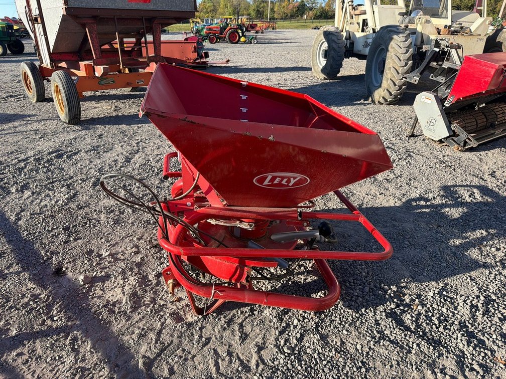 LELY 300 LITER 3PT SEEDER